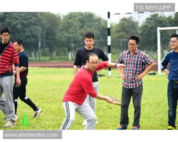 武汉飞盘队意识争议引发热议球员与教练的沟通与理解亟待加强