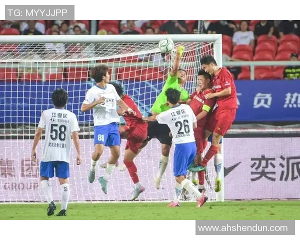 武汉足球队意识变革引发热议推动地方足球发展新篇章