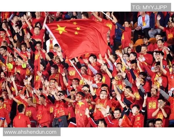 中国最喜爱的足球明星是谁他在球场上的表现如何影响了年轻球迷的热情